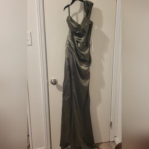 Chic Olive One Shoulder Gown